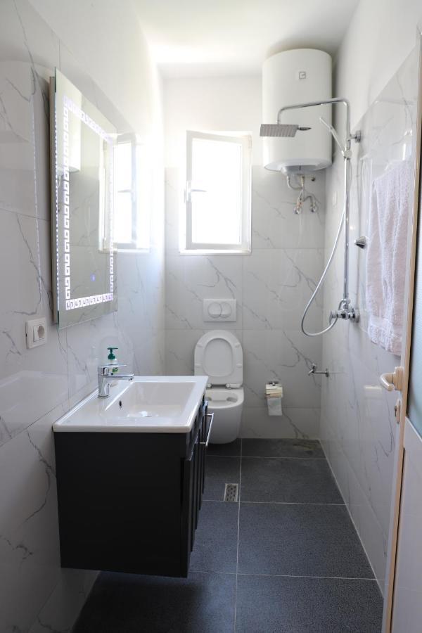 Daniel City Center Apartment Berat Ngoại thất bức ảnh